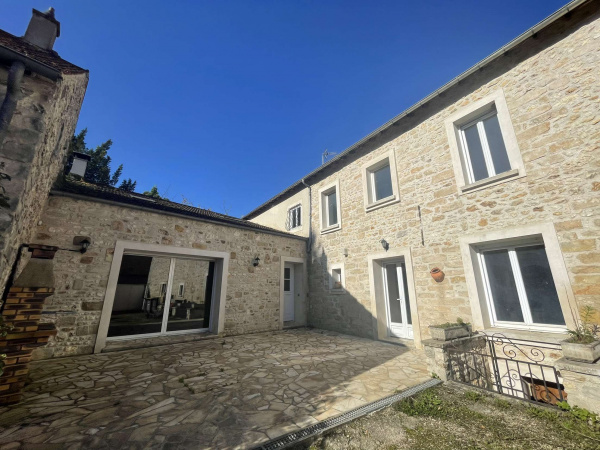 Offres de vente Maison de village Cély 77930